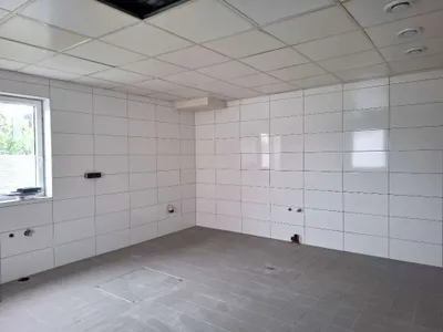 Gewerbeimmobilie mieten in Wiener Neustadt – 409 m², € 3.790 – Bild 18 von 31