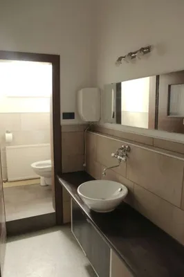 2-Zimmer-Gewerbeimmobilie mieten in Vöcklabruck – 66 m², € 880 – Bild 10 von 13
