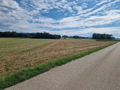 Grundstück kaufen in Vöcklabruck – 52 800 m² – Bild 2 von 2