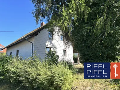 Haus kaufen in Eferding – 164 m², € 140.000 – Bild 1 von 7