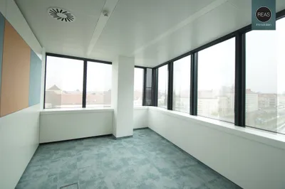 8-Zimmer-Gewerbeimmobilie mieten in Wien – 229 m², € 4.901 – Bild 8 von 43