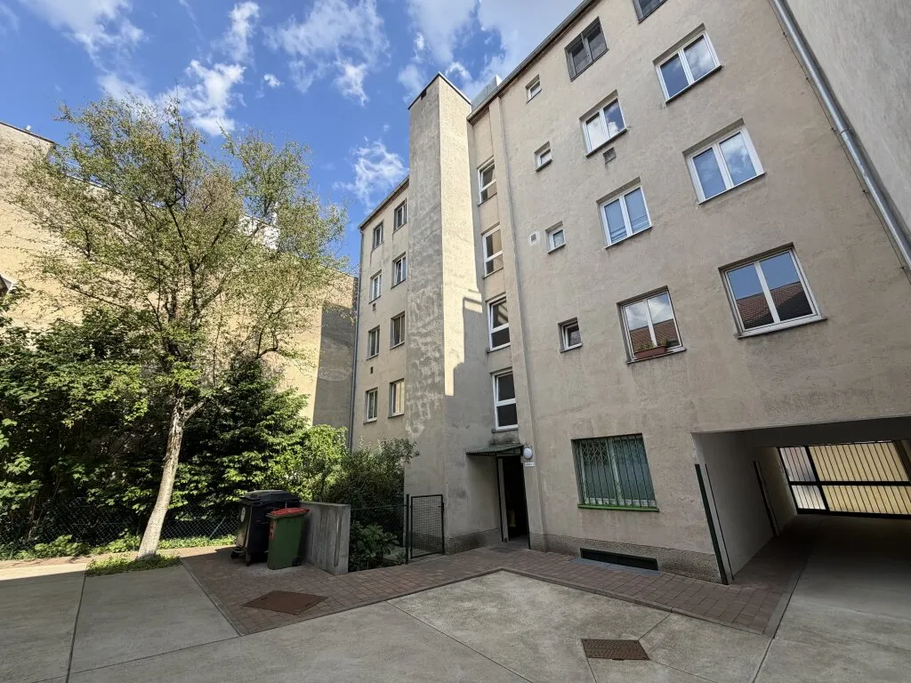 ***NEU*** Gut geschnittene, sanierungsbedürftige Eigentumswohnung mit Lift und großem Gestaltungspotenzial in Meidling - Ansicht 3
