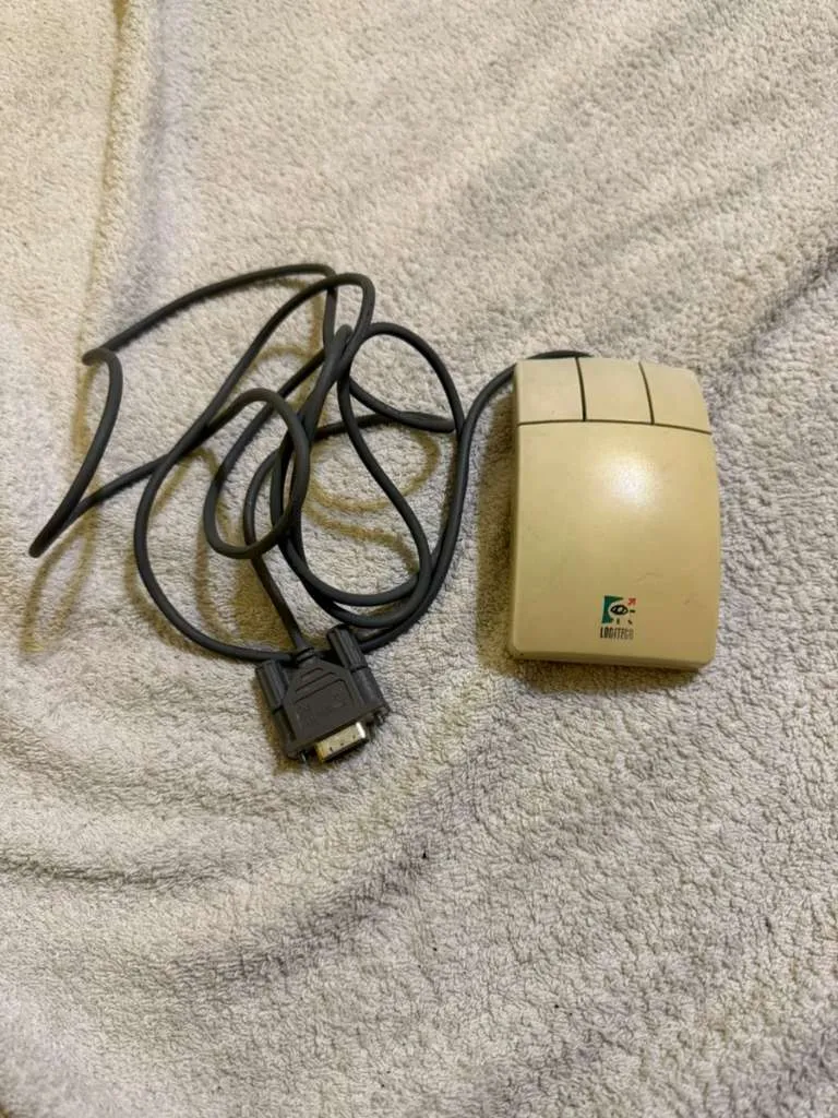 alte Logitech Maus M30 für PC, € 20,- (2481 Achau) - willhaben
