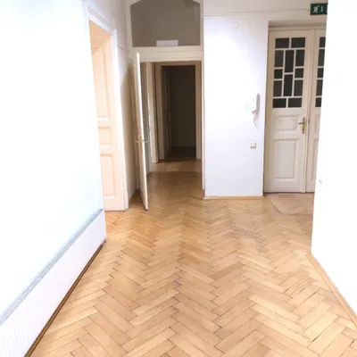 10-Zimmer-Wohnung mieten in Graz – 208,03 m², € 2.896 – Bild 11 von 16