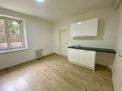 3-Zimmer-Wohnung mieten in Bruck-Mürzzuschlag – 85 m², € 2.100 – Bild 3 von 6