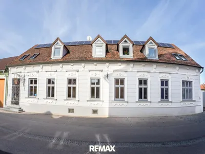 9-Zimmer-Haus kaufen in Krems Land – 207 m², € 970.000 – Bild 1 von 45