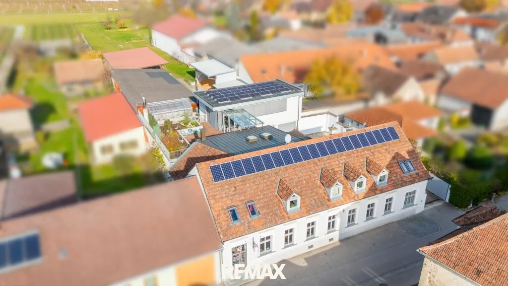 Viel Platz, einzigartige Nutzungsmöglichkeiten & großes Grundstück - vielseitiges Wohnhaus in Engabrunn - Ansicht 3