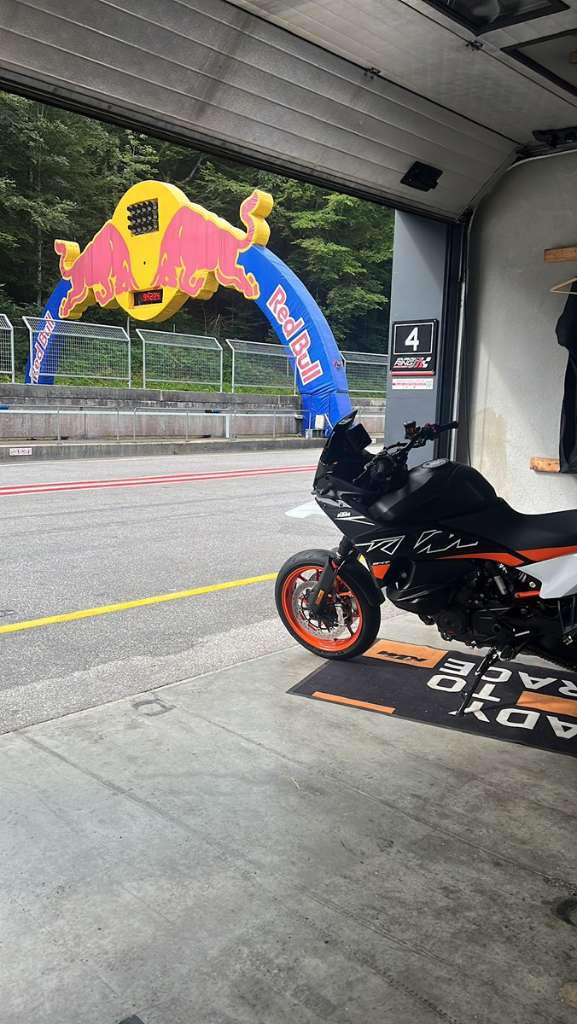 KTM 890 SMT Brembo Tourer