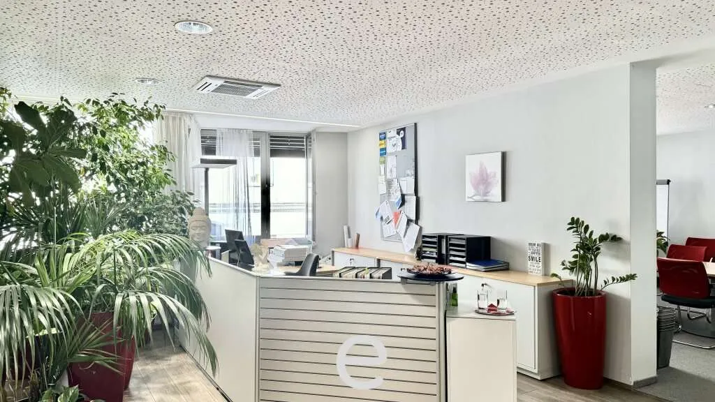 Westbahnhof Nähe: Büro mit Loggia – pohled 2