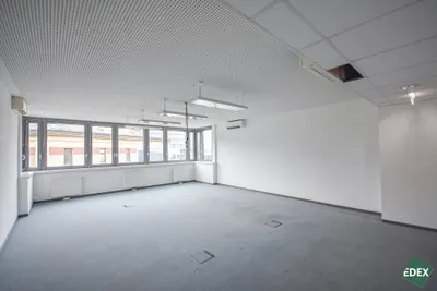 Gewerbeimmobilie mieten in Wien – 669 m², € 8.752