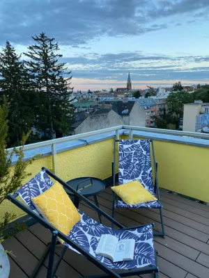 Exklusive Dachterrassenwohnung mit Weitblick: Licht, Ruhe und Lebensqualität im 18. Bezirk – Bild 3