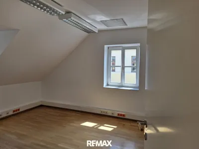 Gewerbeimmobilie mieten in Hartberg-Fürstenfeld – 258 m², € 1.803 – Bild 12 von 15