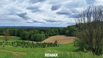 Grundstück kaufen in Leibnitz – 1 375 m², € 140.000