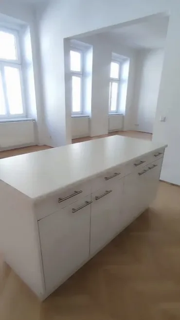 Schöne helle und grosszügige Wohnung am Radetzkyplatz – pohled 2