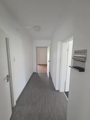 4-Zimmer-Wohnung mieten in Salzburg Stadt – 90 m², € 1.730 – Bild 2 von 19