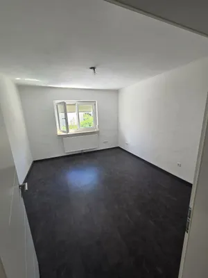 4-Zimmer-Wohnung mieten in Salzburg Stadt – 90 m², € 1.730 – Bild 3 von 19
