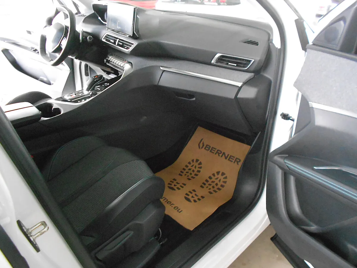 Peugeot 5008 1.5 BlueHDi 130 FAP Allure Pack (EURO 6d) – Bild 13