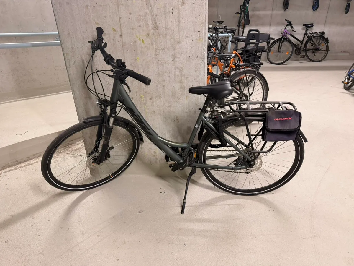 fahrradhelm kaufen kiel Fdit Mountainbike-Helm, Atmungsaktiver 3D-Kiel-Straßenfahrradhelm, Stoßfeste Belüftung Zum Fahren (Mattgrau) Sport & Freizeit LEGO Aufbewahrungsbox mit Schublade okd_no-sale-item Battery Capacity:10Ah