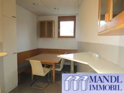 10-Zimmer-Gewerbeimmobilie mieten in Klagenfurt – 403 m², € 4.762 – Bild 10 von 11