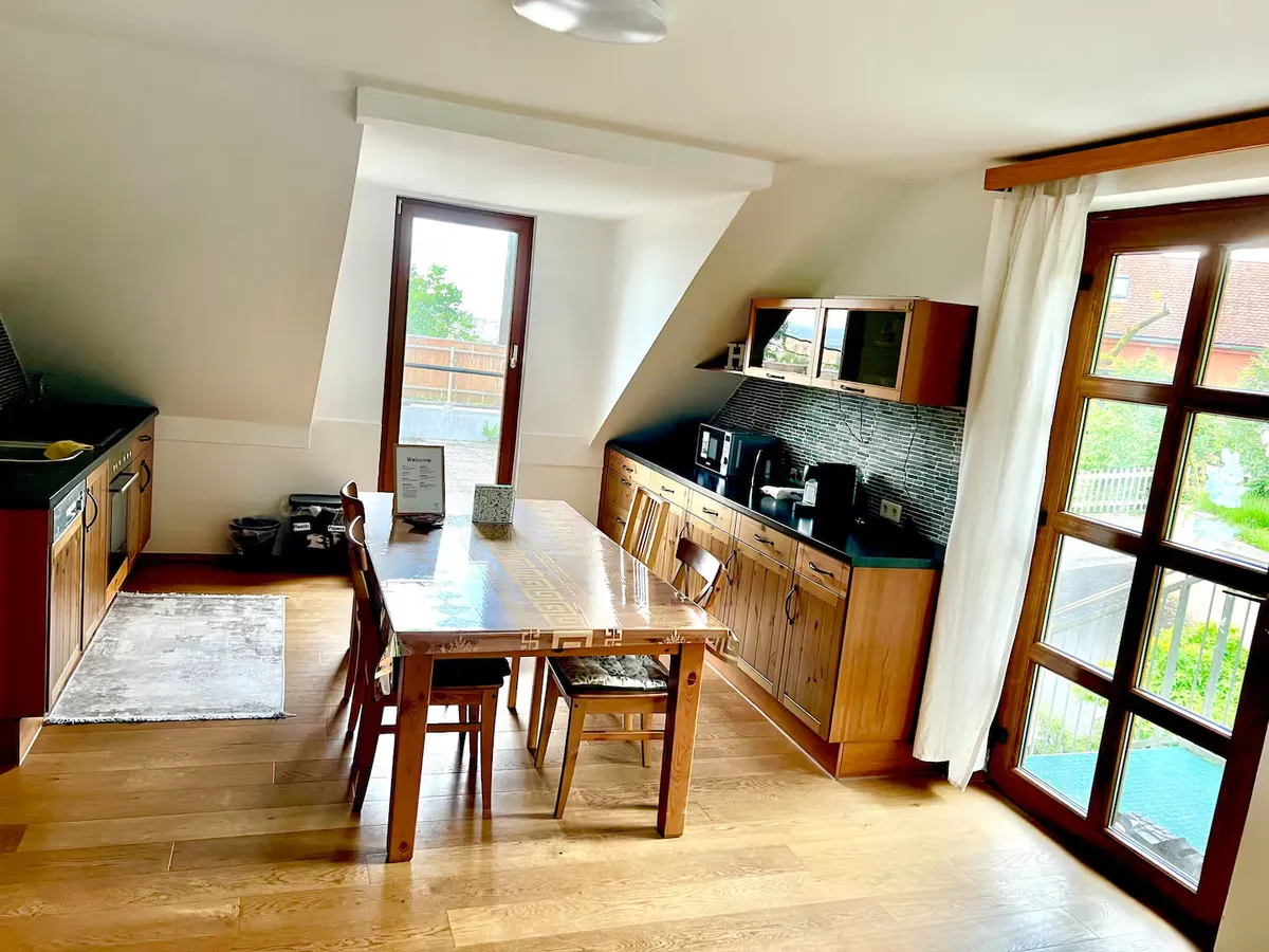 4-Zimmer-Wohnung mieten in Graz – 92 m², € 1.500 – Bild 2 von 8