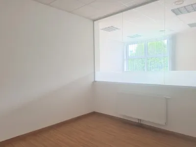 Gewerbeimmobilie mieten in Vöcklabruck – 86 m², € 1.049 – Bild 8 von 15