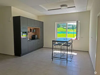 Gewerbeimmobilie mieten in Vöcklabruck – 205 m², € 2.665 – Bild 2 von 5