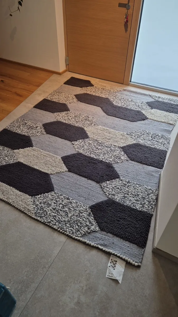 Ikea Teppich, € 170,- (3443 Sieghartskirchen)