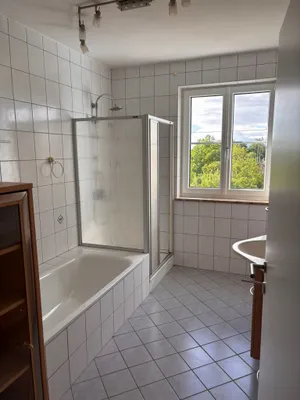 4-Zimmer-Wohnung mieten in Braunau am Inn – 104 m², € 1.195 – Bild 4 von 8