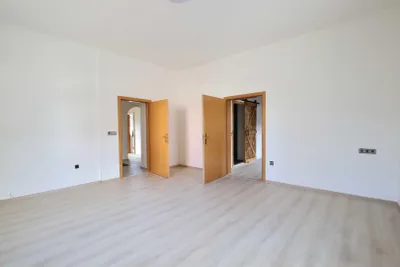 2-Zimmer-Wohnung mieten in Leoben – 68,03 m², € 542 – Bild 3 von 11