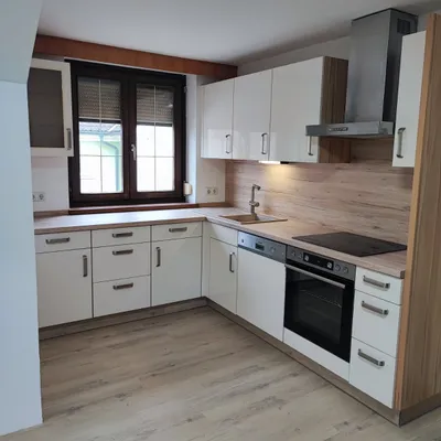 2-Zimmer-Wohnung mieten in Vöcklabruck – 72 m², € 1.000