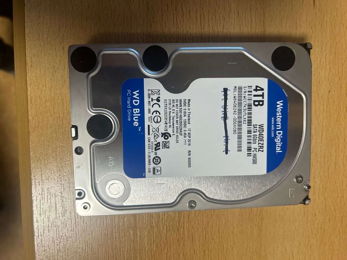 Western Digital WD2500AAJS – 250 GB Interne Festplatte, 3,5 Zoll, SATA II, 8 MB Cache