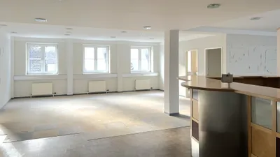 4-Zimmer-Gewerbeimmobilie mieten in Vöcklabruck – 180 m², € 1.950 – Bild 3 von 11