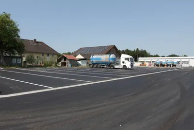 Immobilie mieten in Wels-Land – 1 500 m², € 1