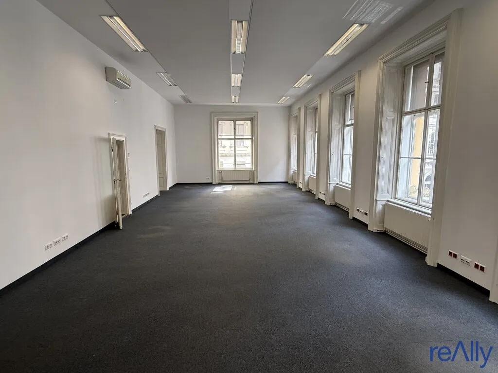 Modernes Altbaubüro mit 222 m² in historischem Ambiente - Widok 2