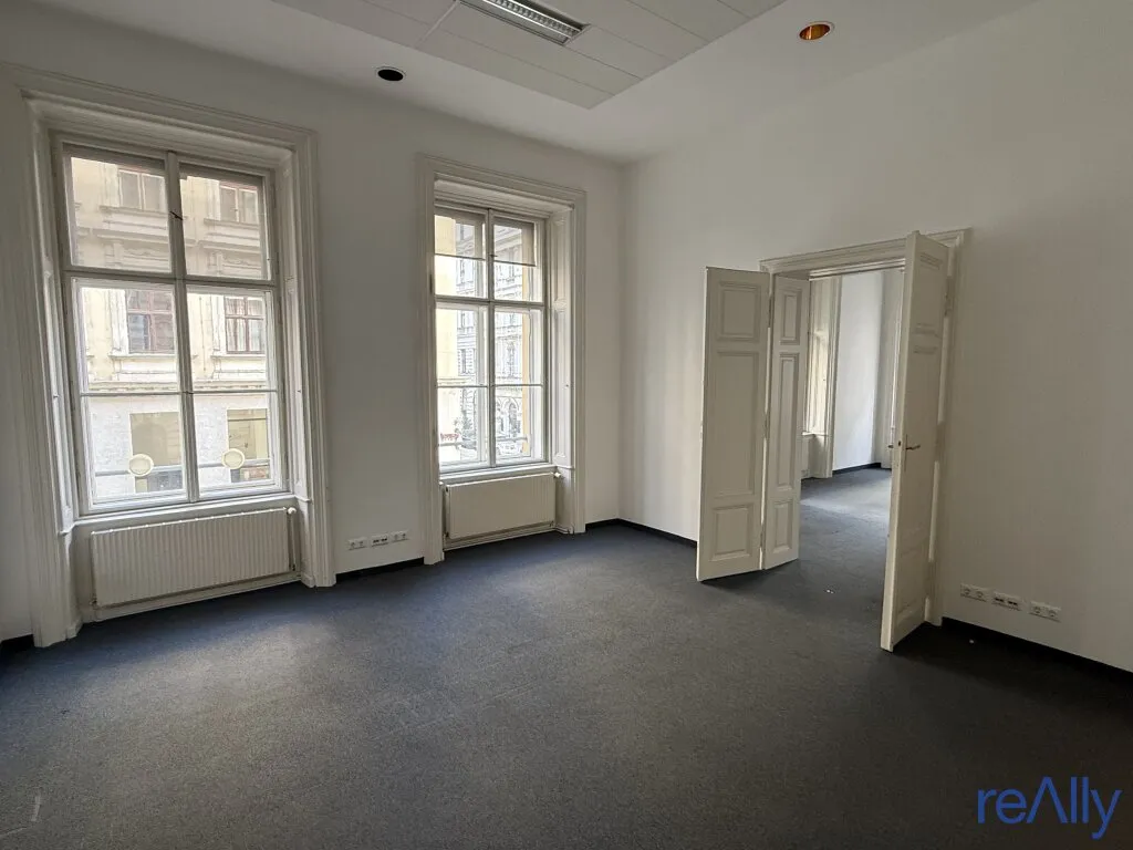 Modernes Altbaubüro mit 222 m² in historischem Ambiente - Widok 3