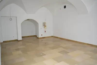 Gewerbeimmobilie mieten in Steyr – 46 m², € 759 – Bild 3 von 8