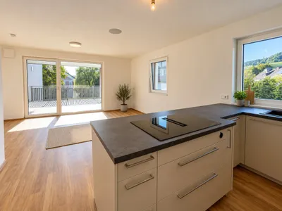 4-Zimmer-Wohnung mieten in Salzburg-Umgebung – 98,03 m², € 2.318 – Bild 2 von 12