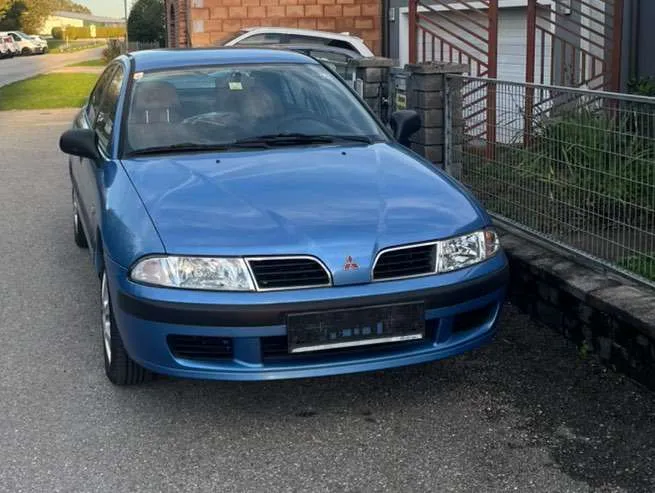Mitsubishi Carisma