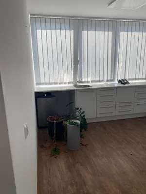 3-Zimmer-Gewerbeimmobilie mieten in Salzburg-Umgebung – 110 m², € 1.760 – Bild 7 von 10