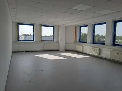 2-Zimmer-Gewerbeimmobilie mieten in Linz Land – 23 m², € 5