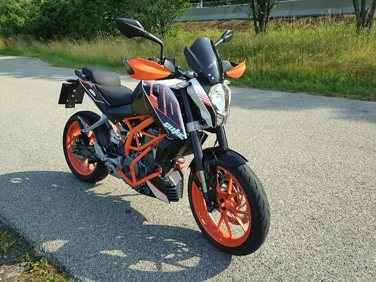 KTM 390