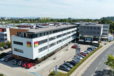 Gewerbeimmobilie mieten in Wels-Land – 995 m², € 17.287