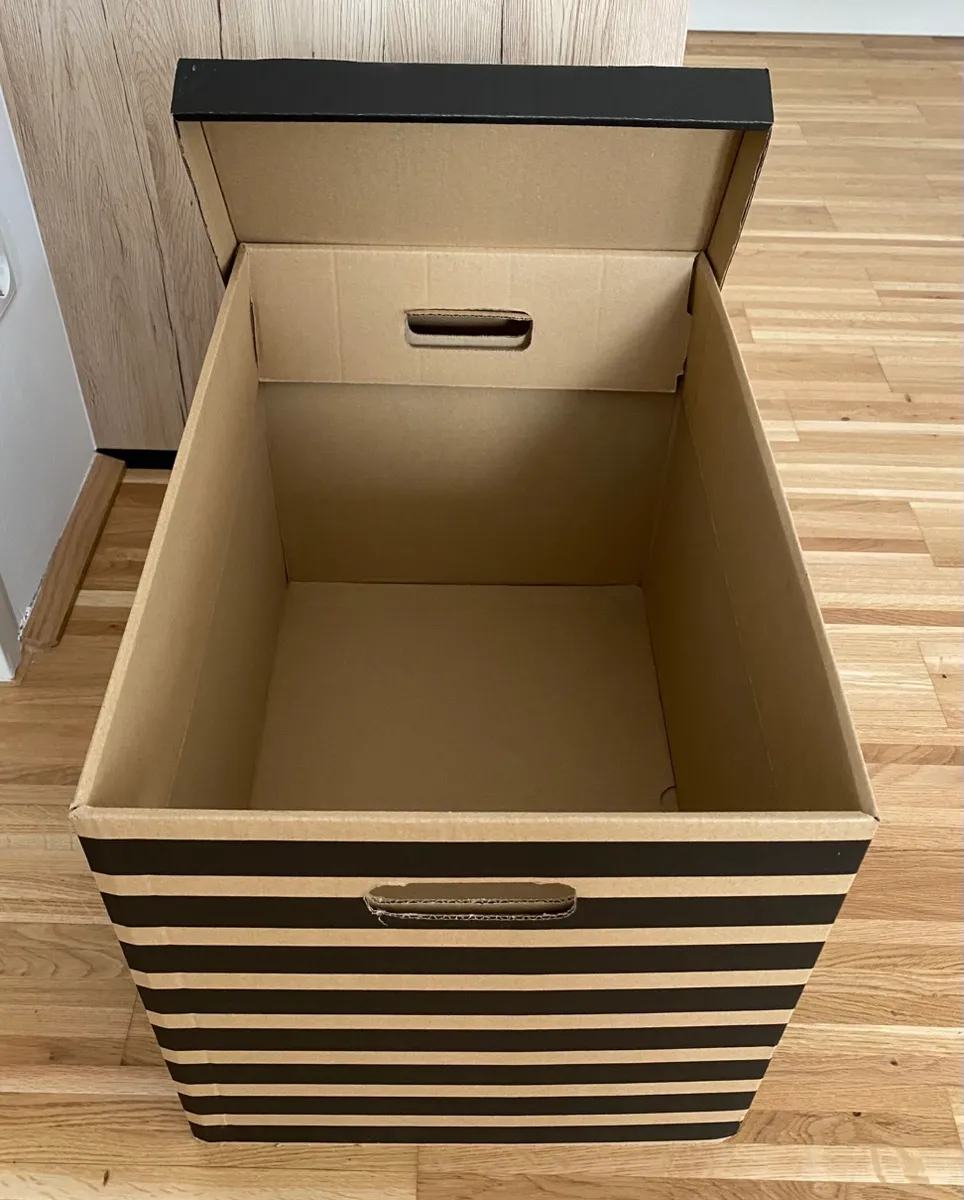 2 Umzugskartons, Box mit Deckel, € 7,- (4070 Eferding)