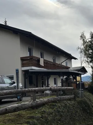 6-Zimmer-Gewerbeimmobilie kaufen in Sankt Veit an der Glan – 195 m², € 400.000 – Bild 1 von 34