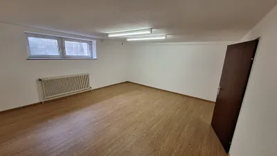 Gewerbeimmobilie mieten in Steyr – 543 m², € 2.900 – Bild 7 von 12