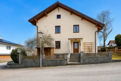 8-Zimmer-Gewerbeimmobilie kaufen in Gmunden – 160 m², € 475.000 – Bild 9 von 10