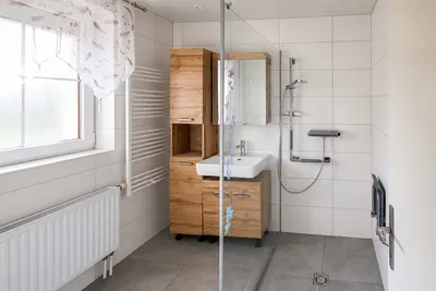 8-Zimmer-Gewerbeimmobilie kaufen in Gmunden – 160 m², € 475.000 – Bild 4 von 10