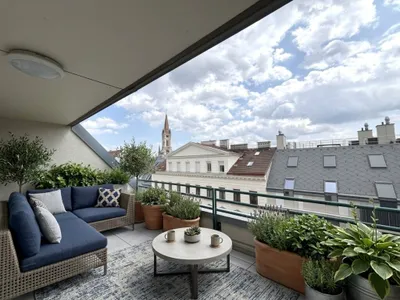1030! Sanierte 3-Zimmer DG-Maisonette & Terrasse & 2 Bäder Nähe Landstraßer Hauptstraße ab Oktober 26!