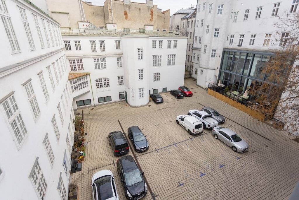 Großzügige Bürofläche mit Loft-Charakter nahe Hauptbahnhof - Ansicht 2