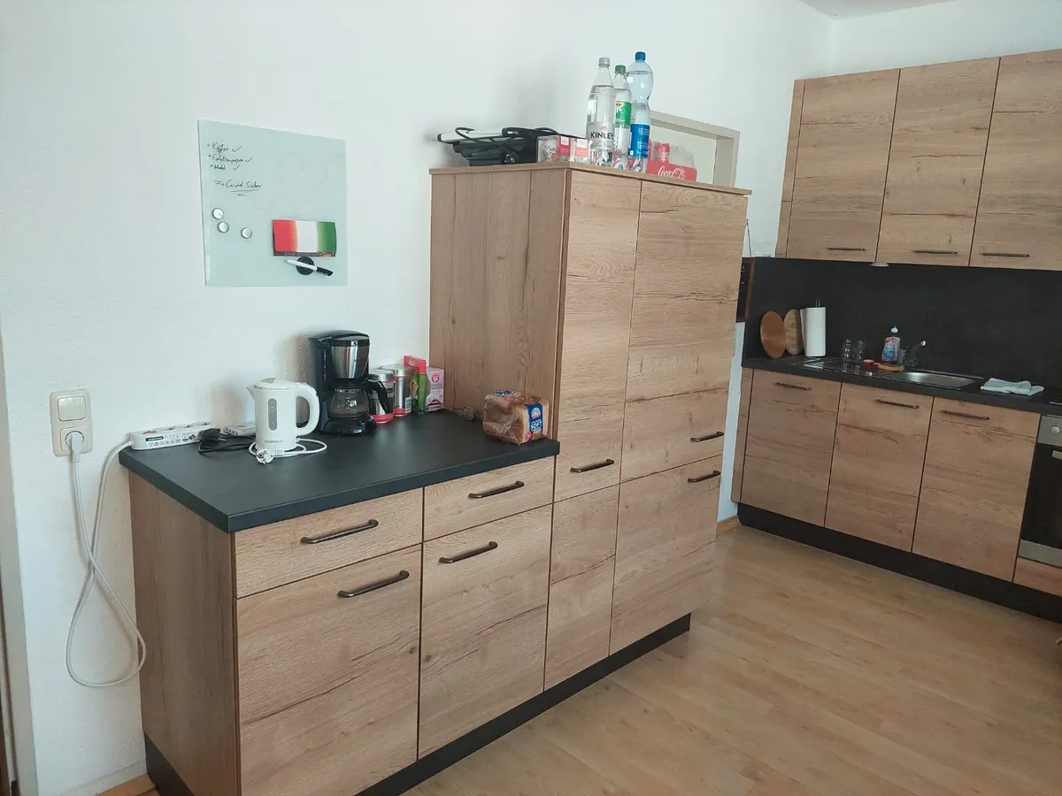 Nette 2,5 Zimmerwohnung mit Loggia - Ansicht 3
